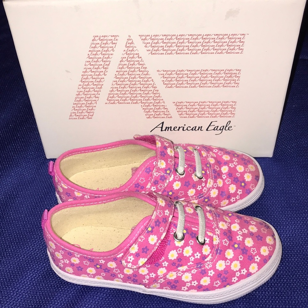 American Eagle Pink Rose Tennis Shoes